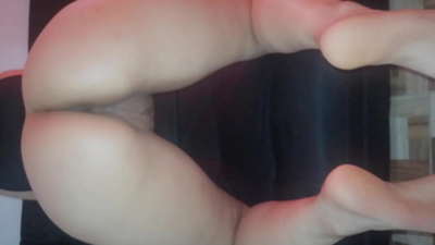 Meine Mutter gibt mir ihre Muschi als Weihnachtsgeschenk