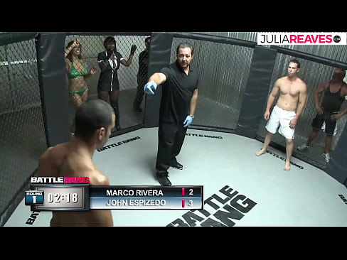 ❤️ Ultimate Fighter fickt ein Nummerngirl direkt nach einem Kampf im Ring ❤ Porn video bei uns ﹏