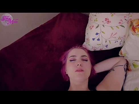 ❤️ Schlampige Klassenkameradin bat mich, die OBG mit ihr zu überspringen, also fickten wir ohne Kondom ❤ Porn video bei uns ﹏