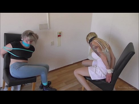 ❤️ Süchtig / gefesselt und geknebelt / Jungfrau in Nöten ❤ Porn video bei uns ﹏